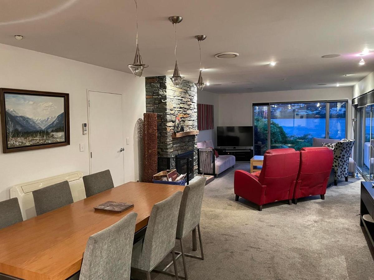 Peninsular Lakefront Queenstown Exterior foto