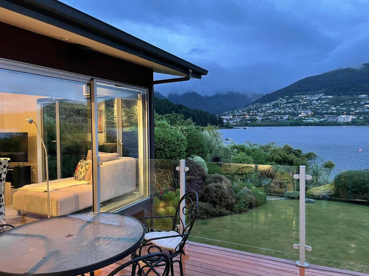 Peninsular Lakefront Queenstown Exterior foto