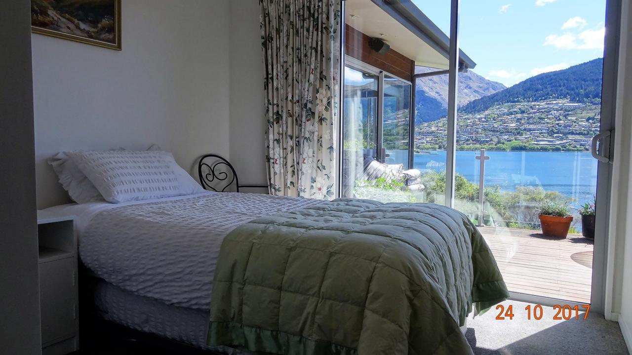 Peninsular Lakefront Queenstown Exterior foto