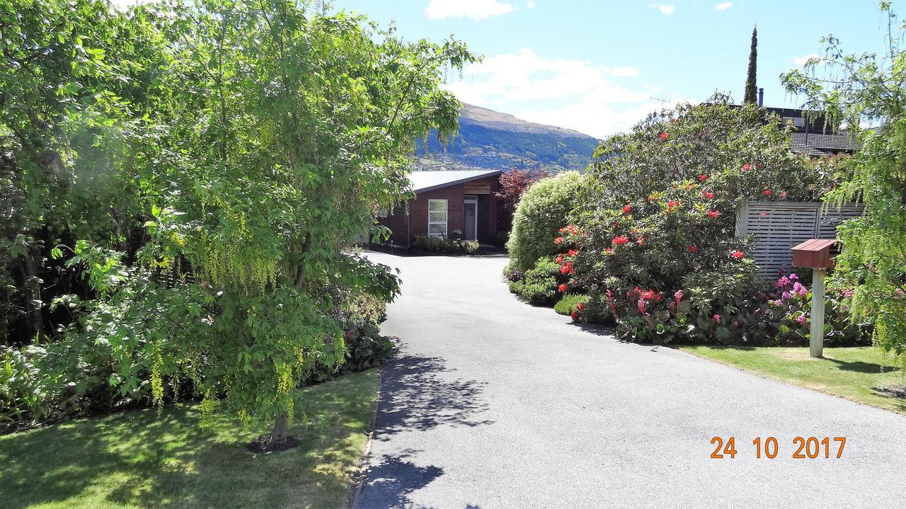 Peninsular Lakefront Queenstown Exterior foto
