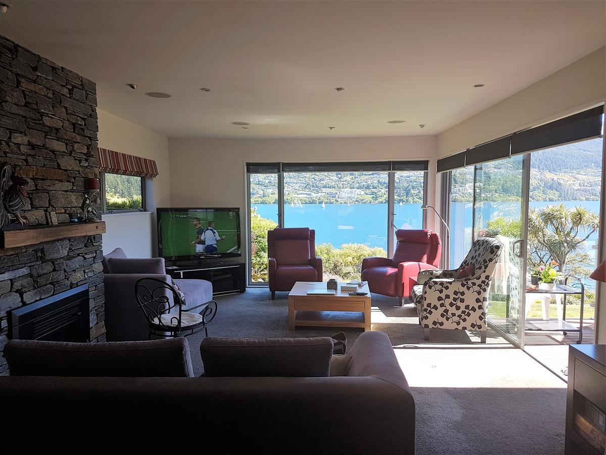 Peninsular Lakefront Queenstown Exterior foto